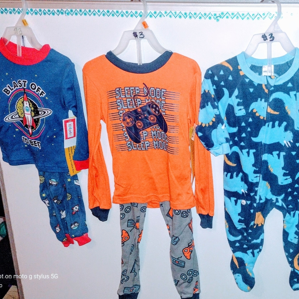 BRAND NEW CLOTHING SHOES AND MORE FOR WOMEN KIDS AND MEN